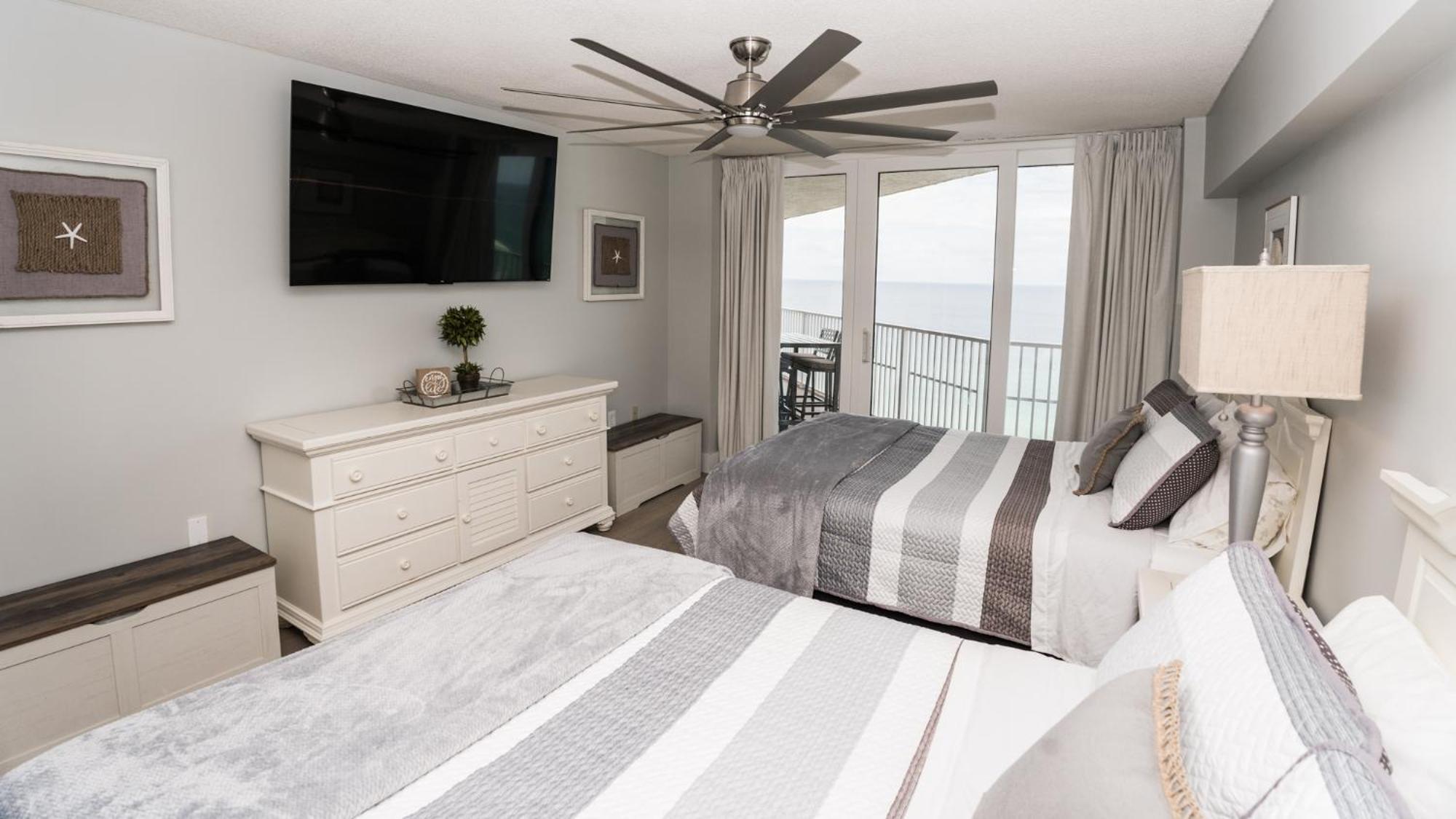 פנמה סיטי ביץ' New Rental - 3Br 3Ba Corner Beachfront - 2024 Remodel - 3 Pools, Tiki Hut, Gym, Tennis מראה חיצוני תמונה