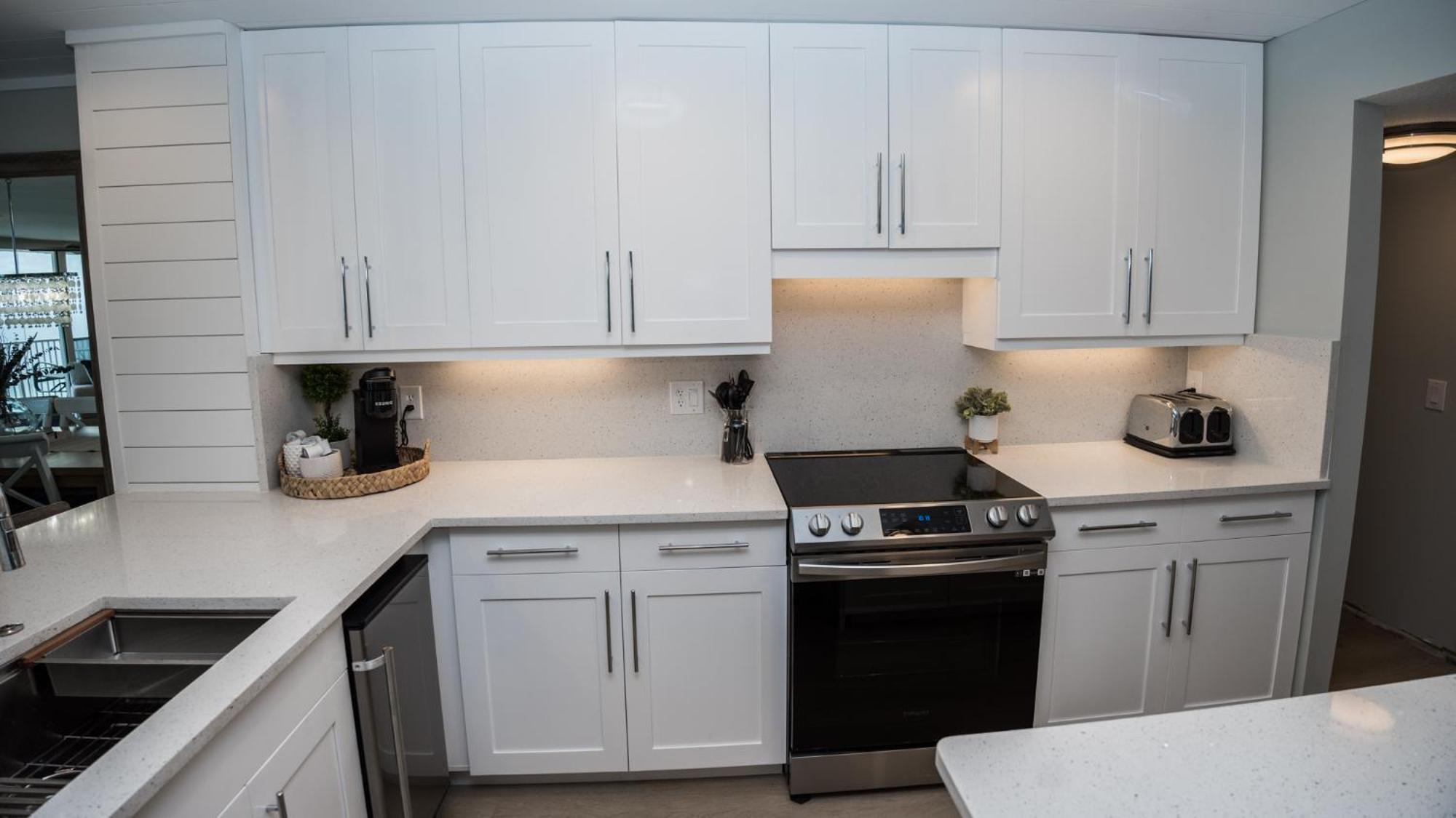 פנמה סיטי ביץ' New Rental - 3Br 3Ba Corner Beachfront - 2024 Remodel - 3 Pools, Tiki Hut, Gym, Tennis מראה חיצוני תמונה