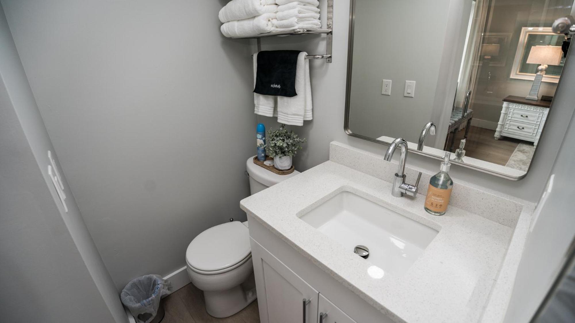 פנמה סיטי ביץ' New Rental - 3Br 3Ba Corner Beachfront - 2024 Remodel - 3 Pools, Tiki Hut, Gym, Tennis מראה חיצוני תמונה