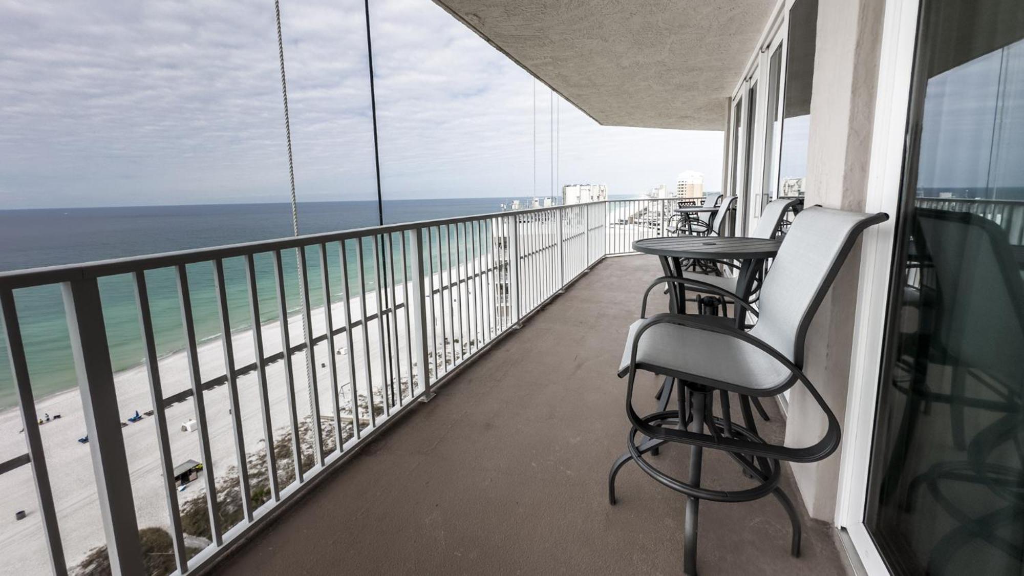 פנמה סיטי ביץ' New Rental - 3Br 3Ba Corner Beachfront - 2024 Remodel - 3 Pools, Tiki Hut, Gym, Tennis מראה חיצוני תמונה