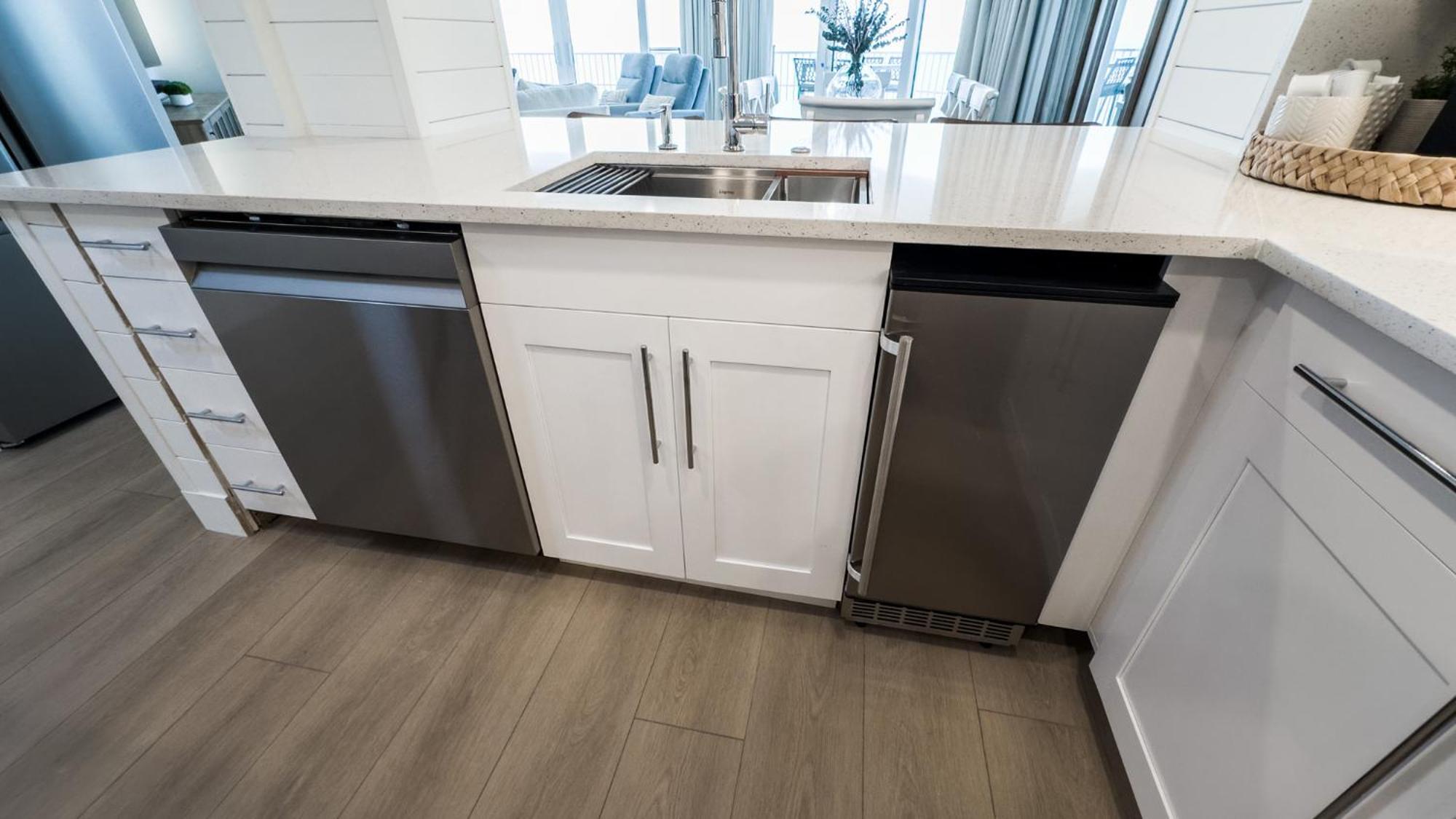 פנמה סיטי ביץ' New Rental - 3Br 3Ba Corner Beachfront - 2024 Remodel - 3 Pools, Tiki Hut, Gym, Tennis מראה חיצוני תמונה